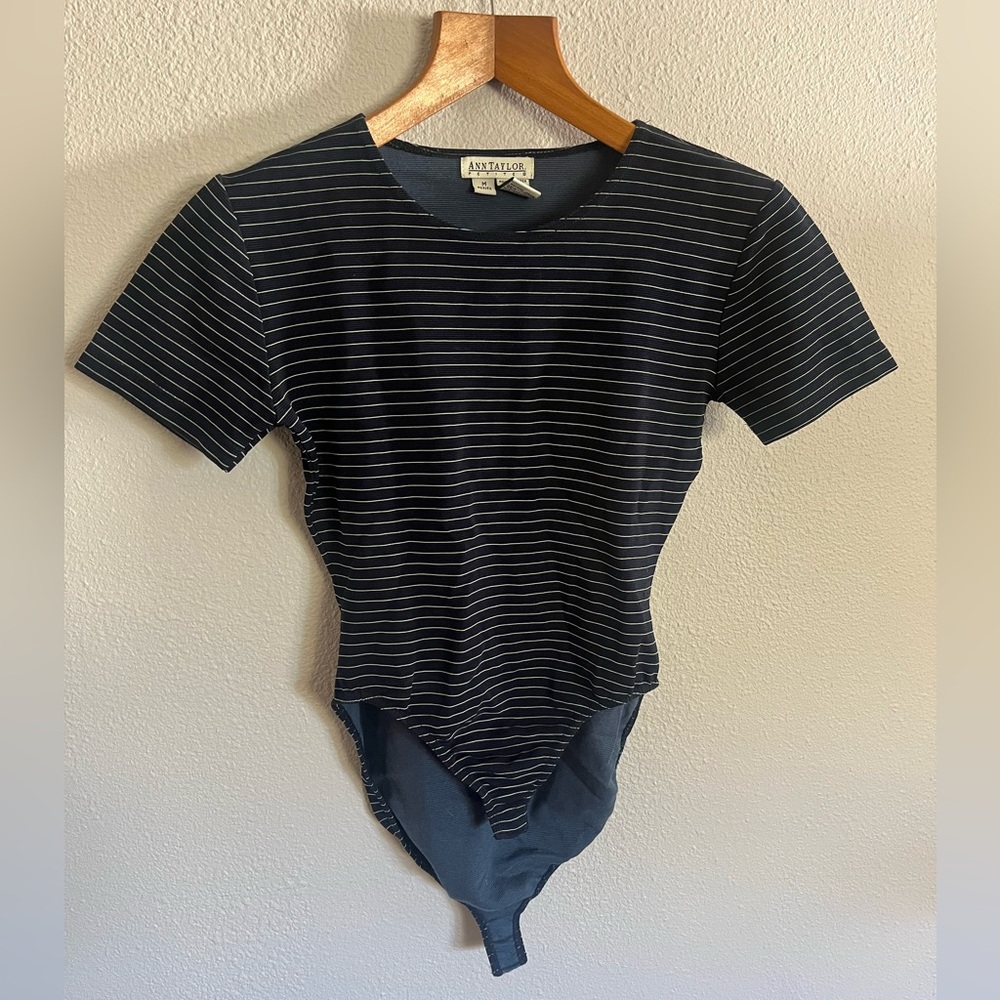 Vintage Ann Taylor Striped Navy Blue Bodysuit Size M Petite